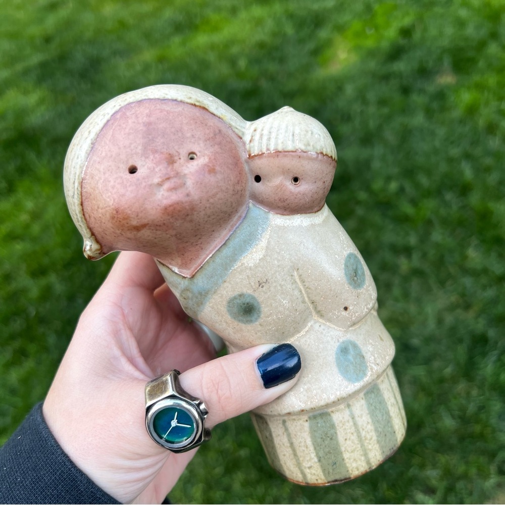 Vintage UCTCI Japan Figurine Mother with Child Mid Century Modern Pottery Art 7"